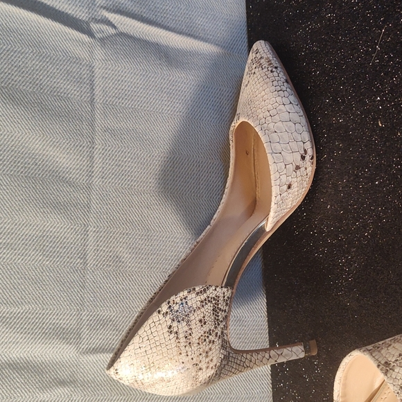 Kelly & Katie Shoes - Picture 4 of 7